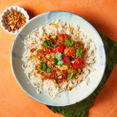 Aromatic Sri Lankan-Style Chicken Curry