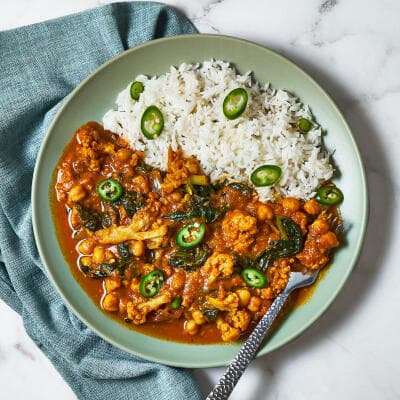 Oven Baked Sri Lankan-Style Cauliflower & Chickpea Curry